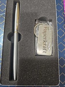 Paperkraft Pen & Keychain Set