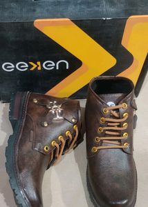 Boot 🥾 For Men.s Ladar Looks Boot 8_ 9_ 10_ All Size Available