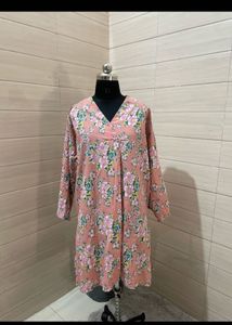 Made in Pakistan khaadi Chic Floral V-Neck Tunic