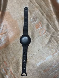 Black Fitness Tracker Band
