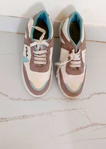 FILA women's Sneakers 🌈 Comfortable &amp; Stylish