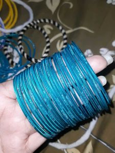 Metal Teal Bangles Set