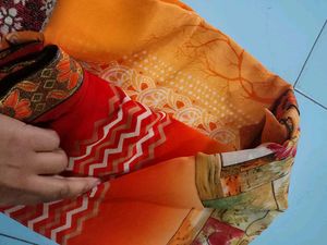 Printed Saree With Unstitched Blouse