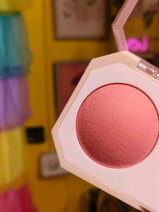 Matt Look Feel the Blush Palette