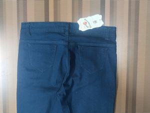 Knee Cut Women Denim Jeans