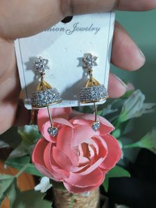 AD stone jhumka