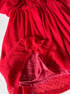 👩🏻‍🦰Girls Dress - 7/8yrs - Used