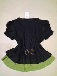 Chic Black &amp; Green babydoll top