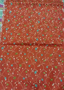 Elegant coral saare