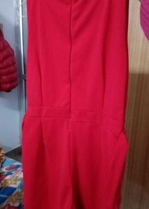 Chic Red Sleeveless Jumpsuit