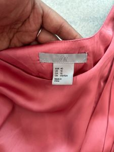 Elegant Pink Sleeveless Drape H&amp;M Top