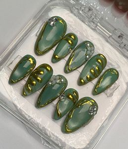 Cat Eye Press-On Nails with Gold Swirls