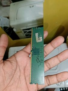 Computer RAM Module16 gb consistent ddr4