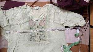 1 Green Kurta Top +2 items