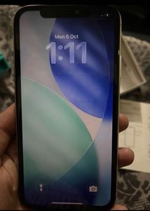 Apple iPhone 11 (White)