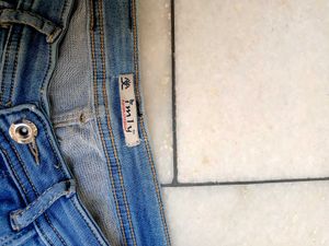 jeans