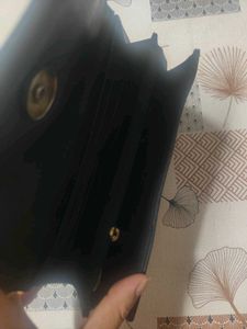 Chic Black Textured Women's Wallet