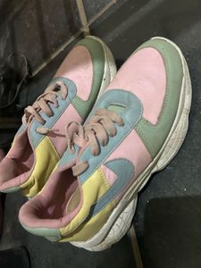 Stylish Colorblock Sneakers