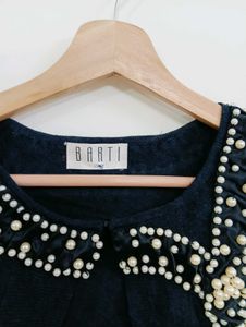 Chic Black Pearl Embellished Cropped Top