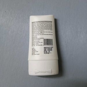 Sunscreen SPF 50 PA++++ Tubes