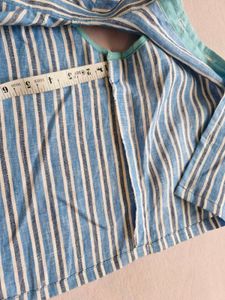 Brand New Handmade Sleeveless Crop Shirt Top (Size