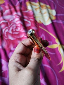 Golden Glittery Eyeliner