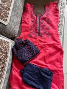 Pink Kurta Set with Navy Blue Dupatta
