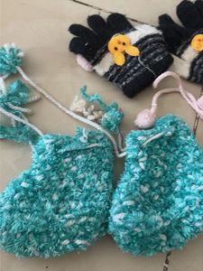 Cute Duckling & Teal Mittens Set