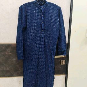 Elegant Blue Kurta with All-over Pattern