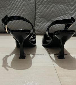 Chic Black Patent Slingback Heels