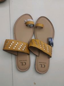 Cartlon London Flat Slippers