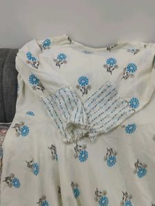 Elegant Floral  Kurta..