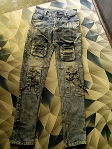 Distressed Jeans