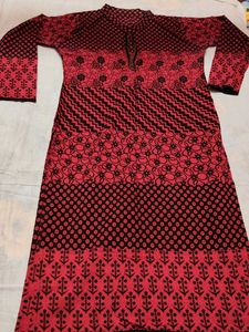 Red &amp; Black Printed Kurta