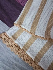 Elegant White &amp; Gold Striped Kurta