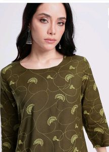 Stylish Olive Green Kurta with Subtle Print