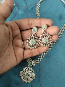 Stunning Diamond Necklace &amp; Earrings Set