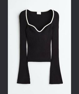 H&amp;M Ribbed Sweetheart Neck Top