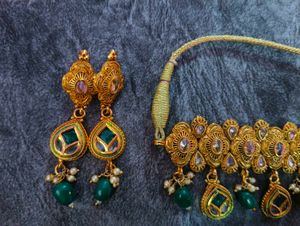 Heavy Elegant Gold Plated Kundan Necklace Set