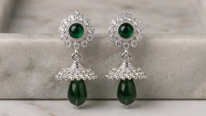 Exquisite Emerald &amp; Diamond Jhumka Earrings