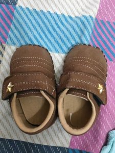 Cute Baby Brown Star Booties