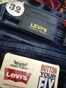Men's Blue Washed Jeans