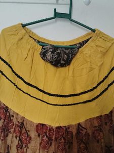 Bohemian Tiered Floral Print Skirt