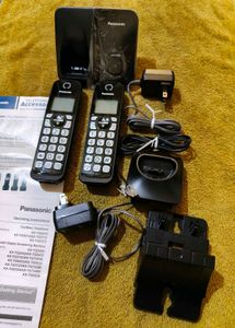 Panasonic KX-TGD512B Cordless Handsets