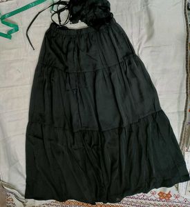 Chic Black Cutout Tiered Maxi Dress