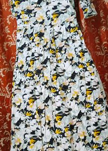 Beautiful Floral Print Maxi Dress