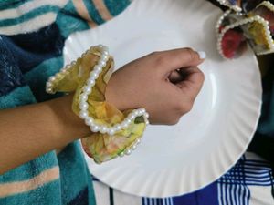 3 Pearl Satin Scrunchies