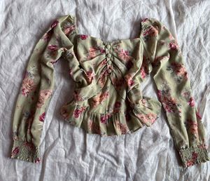 floral top