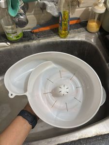 Spin fruit rinser