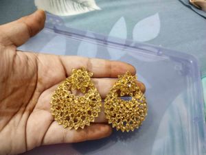 Gold-Tone Kundan Necklace &amp; Earring Set with tika